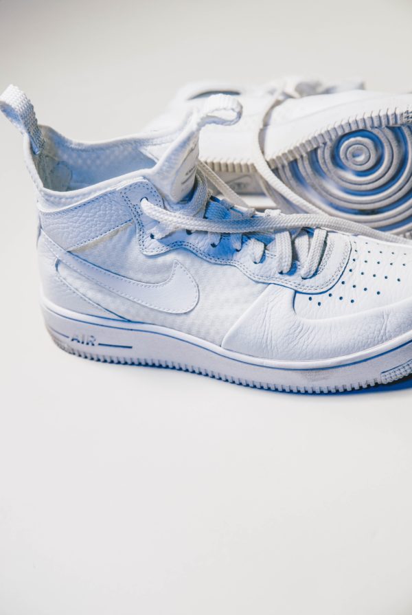 How Men & Women Can Wear All White Running Shoes In The How Men & Women Can Wear All White Running Shoes In The